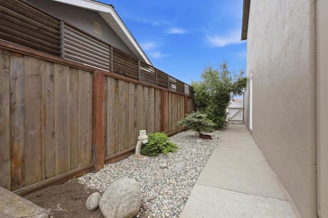 407 Saint Joseph Avenue, Half Moon Bay, CA 94019