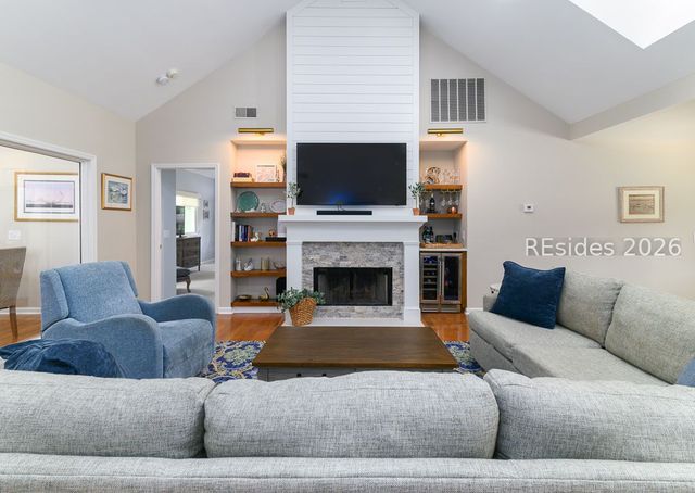 16 Rusty Rail Ln, Hilton Head Island, SC 29926