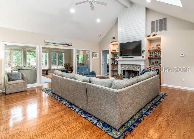 16 Rusty Rail Ln, Hilton Head Island, SC 29926