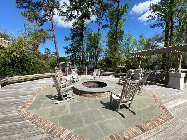 16 Rusty Rail Ln, Hilton Head Island, SC 29926