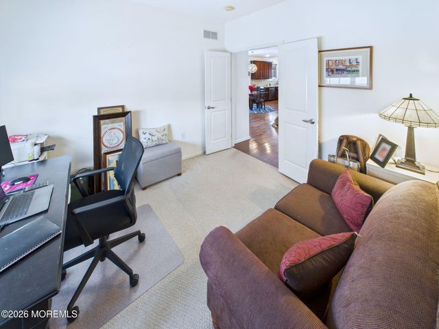 28 Wisniewski Road, Sayreville, NJ 08872