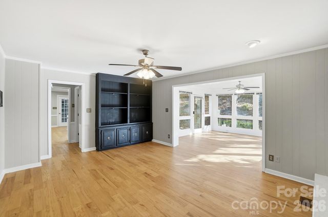 1308 Dumbarton Road, Gastonia, NC 28054
