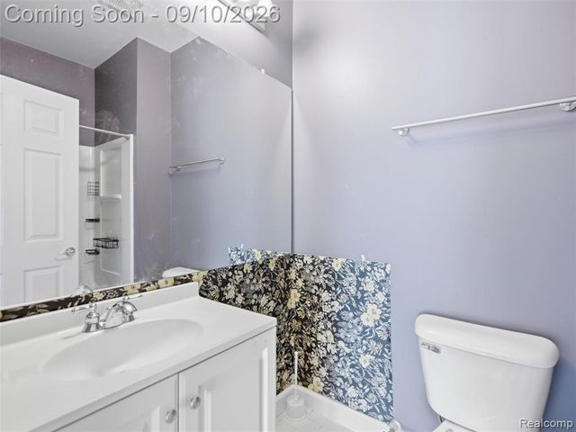 14579 Vauxhall Drive, Sterling Heights, MI 48313