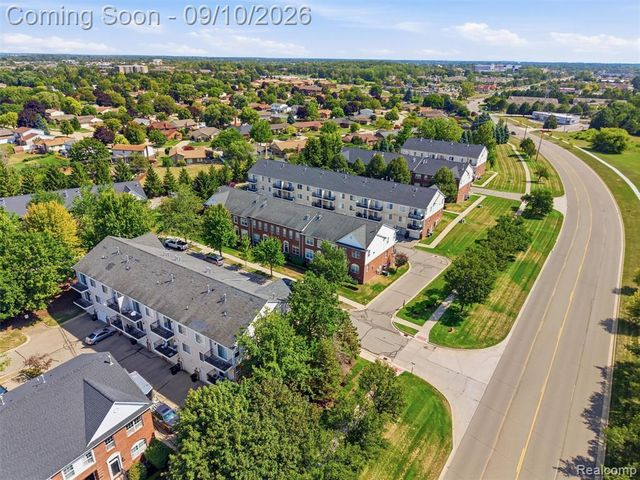 14579 Vauxhall Drive, Sterling Heights, MI 48313