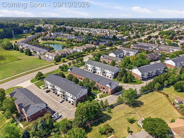 14579 Vauxhall Drive, Sterling Heights, MI 48313