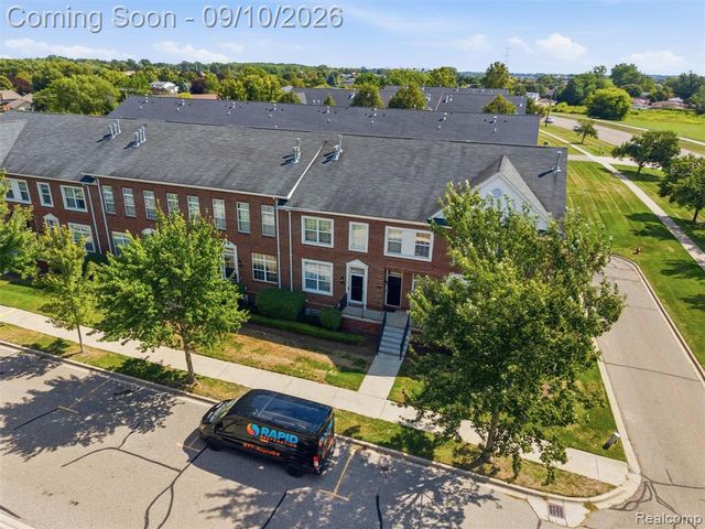 14579 Vauxhall Drive, Sterling Heights, MI 48313