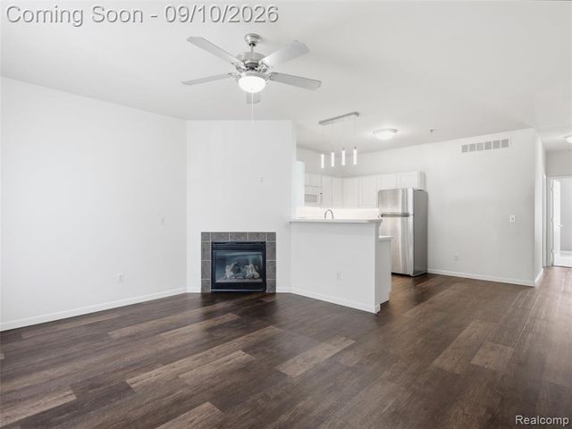 14579 Vauxhall Drive, Sterling Heights, MI 48313