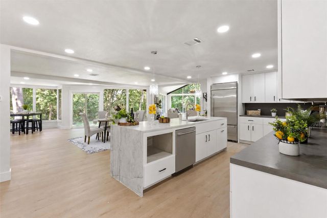 107 Beaver Tail Point, Houston, TX 77024