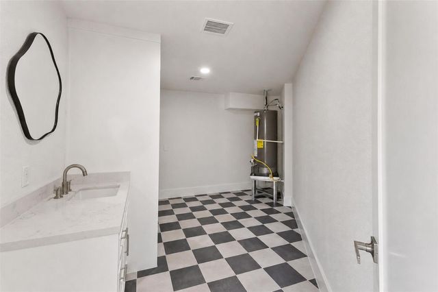 107 Beaver Tail Point, Houston, TX 77024