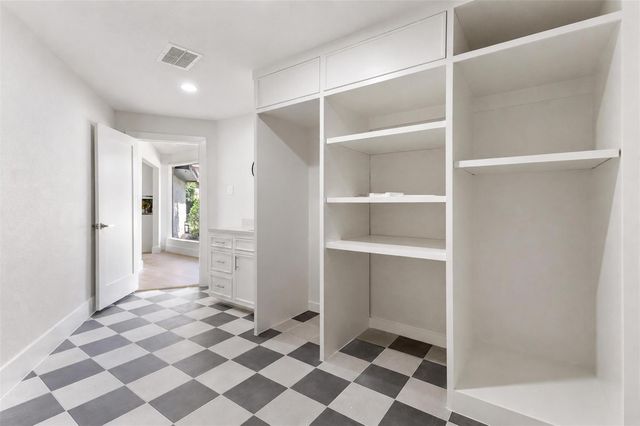 107 Beaver Tail Point, Houston, TX 77024