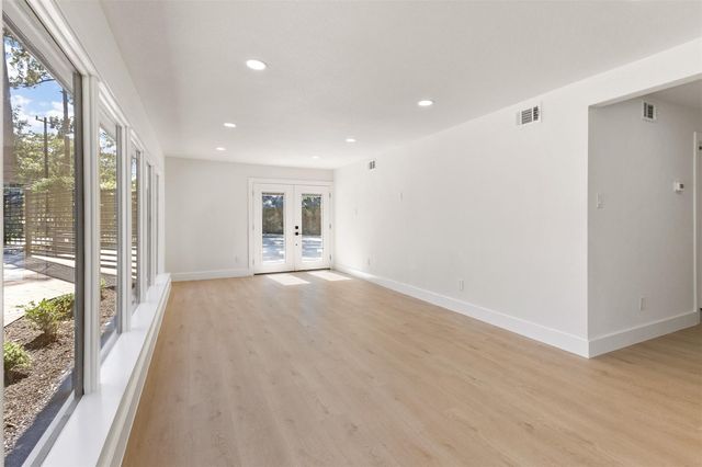 107 Beaver Tail Point, Houston, TX 77024