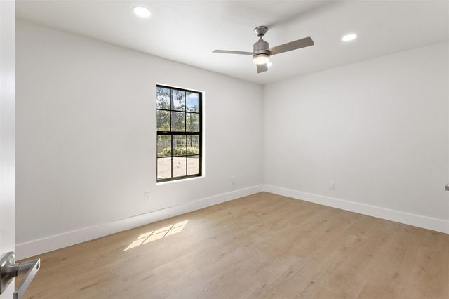 107 Beaver Tail Point, Houston, TX 77024