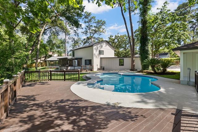 107 Beaver Tail Point, Houston, TX 77024