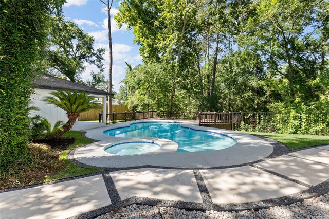 107 Beaver Tail Point, Houston, TX 77024