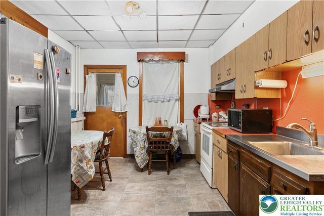 535 North Front Street, Allentown City, PA 18102