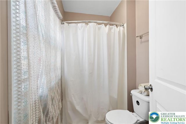 535 North Front Street, Allentown City, PA 18102