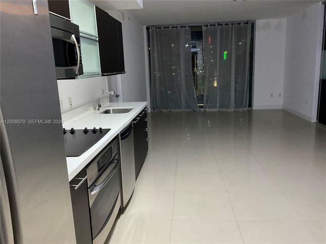 90 SW 3rd Street 3910, Miami, FL 33130