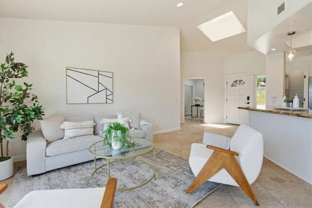 3439 Southwood Drive, Oceanside, CA 92058