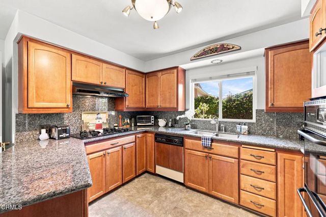 610 Fernwood Drive, Oxnard, CA 93030
