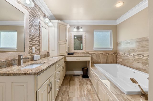 2024 Clematis Drive, Hixson, TN 37343