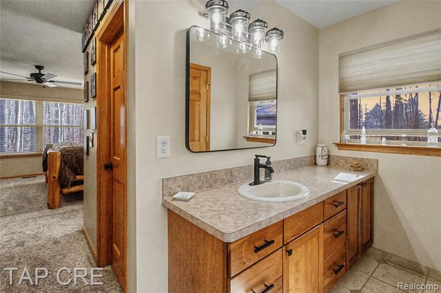 6417 Foxhollow Court, East China, MI 48054