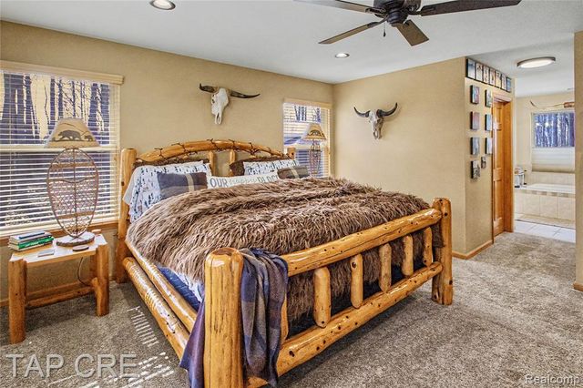 6417 Foxhollow Court, East China, MI 48054