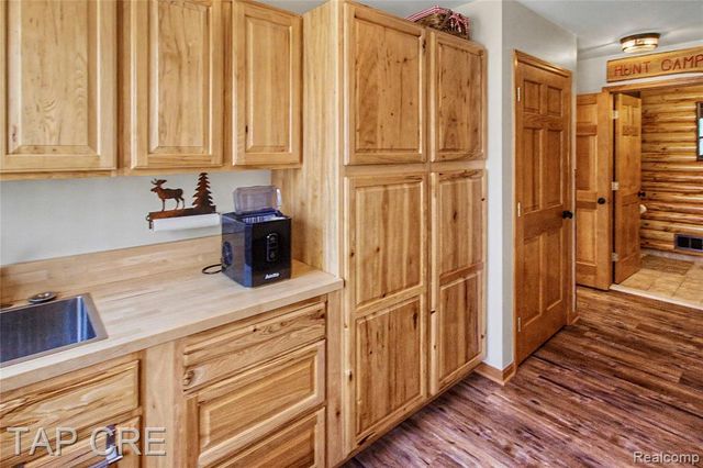 6417 Foxhollow Court, East China, MI 48054