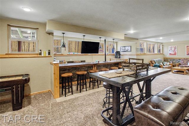 6417 Foxhollow Court, East China, MI 48054