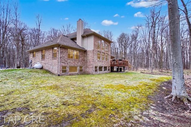6417 Foxhollow Court, East China, MI 48054
