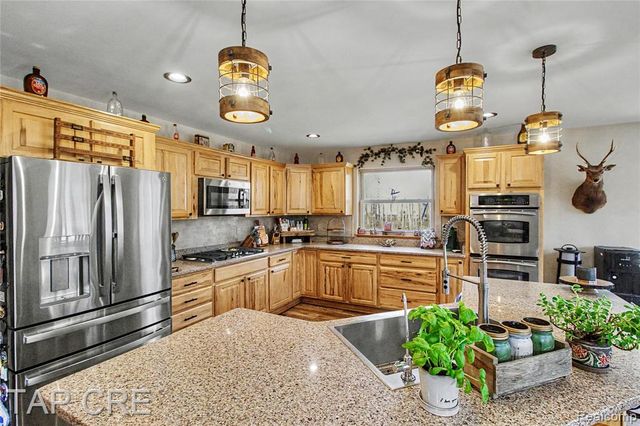 6417 Foxhollow Court, East China, MI 48054