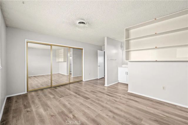 13755 Mohawk Rd, Apple Valley, CA 92307