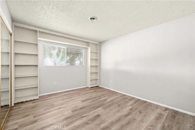 13755 Mohawk Rd, Apple Valley, CA 92307