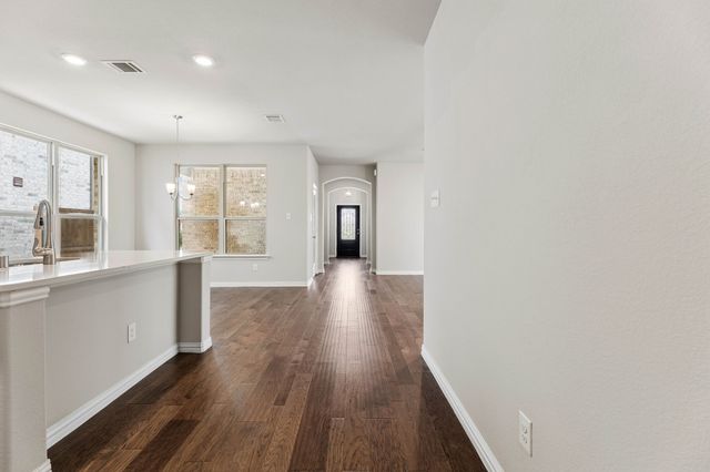 1104 Milfoil Drive, Justin, TX 76247