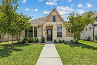 1104 Milfoil Drive, Justin, TX 76247