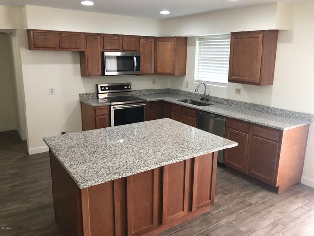 749 E Kenwood Street, Mesa, AZ 85203