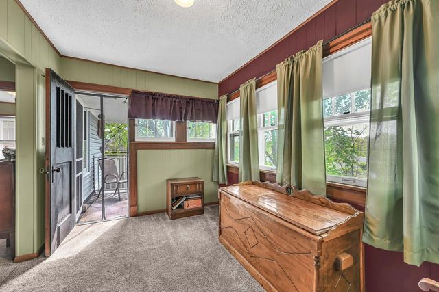 415 College AVENUE, Waukesha, WI 53186