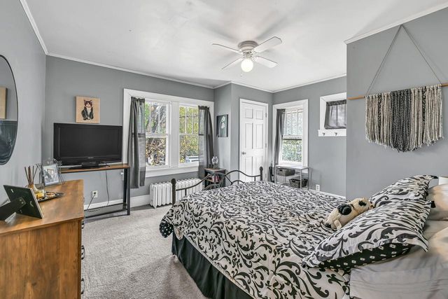 415 College AVENUE, Waukesha, WI 53186