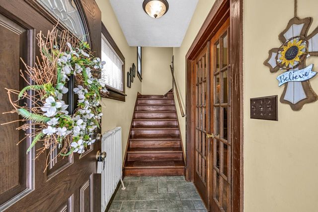 415 College AVENUE, Waukesha, WI 53186