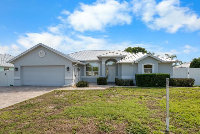 1751 SW Bayshore Boulevard, Port St. Lucie, Port St Lucie, FL 34984