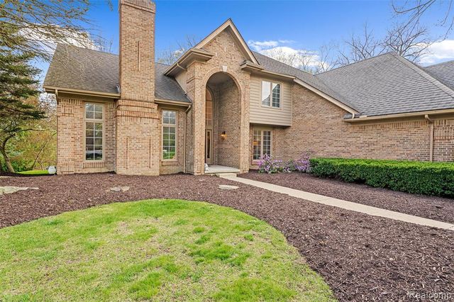 46611 Darwood Court, Plymouth, MI 48170