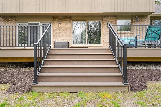 46611 Darwood Court, Plymouth, MI 48170