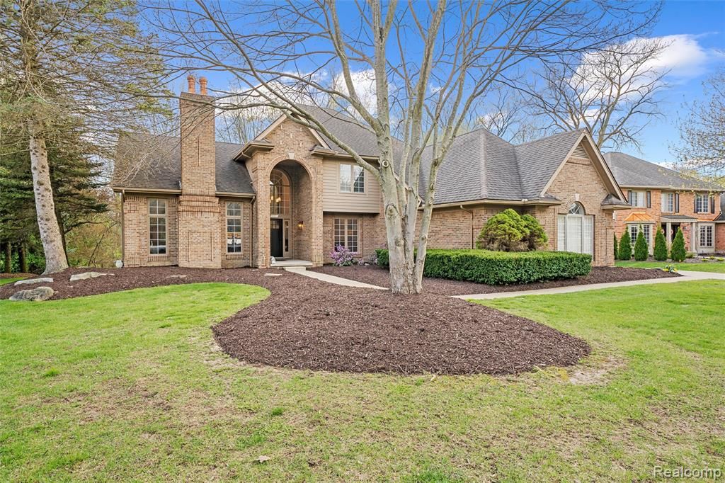 46611 Darwood Court, Plymouth, MI 48170