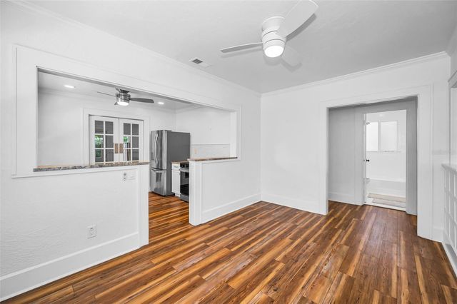 1100 35TH AVENUE N, St Petersburg, FL 33704