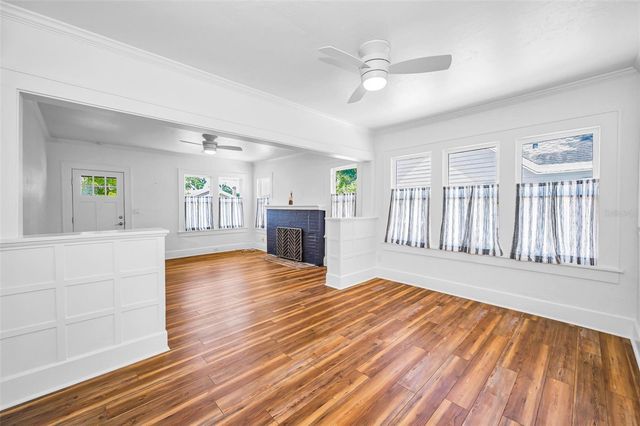 1100 35TH AVENUE N, St Petersburg, FL 33704