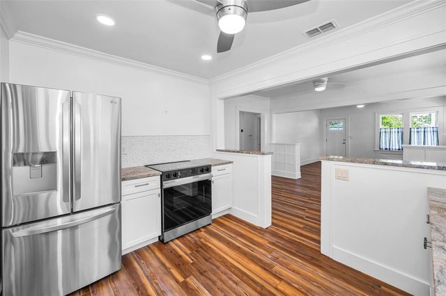 1100 35TH AVENUE N, St Petersburg, FL 33704