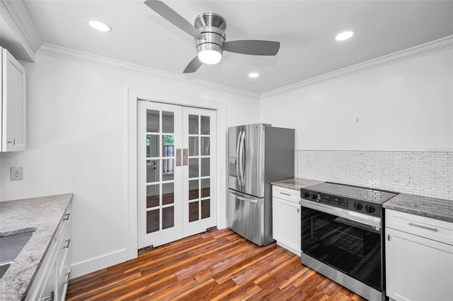 1100 35TH AVENUE N, St Petersburg, FL 33704