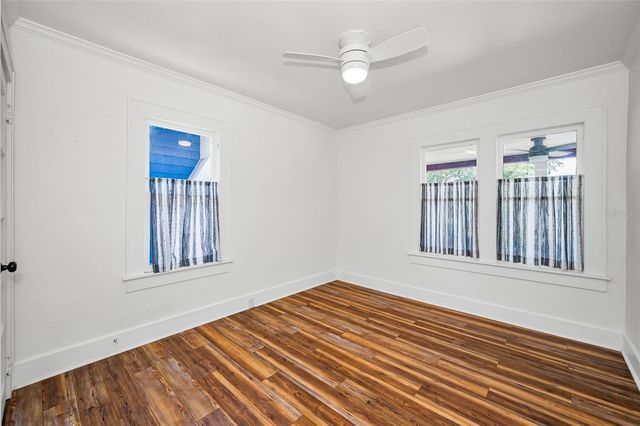 1100 35TH AVENUE N, St Petersburg, FL 33704