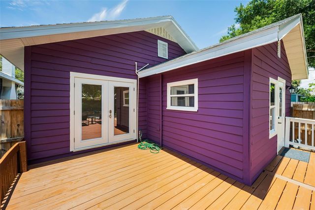 1100 35TH AVENUE N, St Petersburg, FL 33704