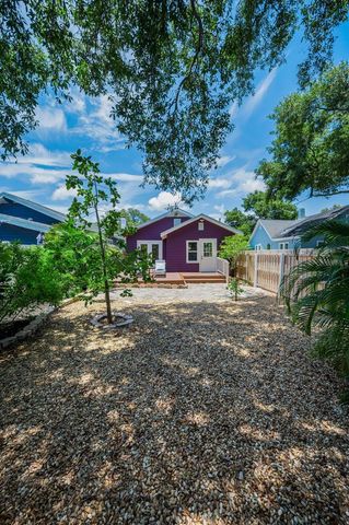 1100 35TH AVENUE N, St Petersburg, FL 33704
