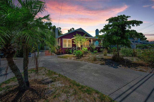 1100 35TH AVENUE N, St Petersburg, FL 33704